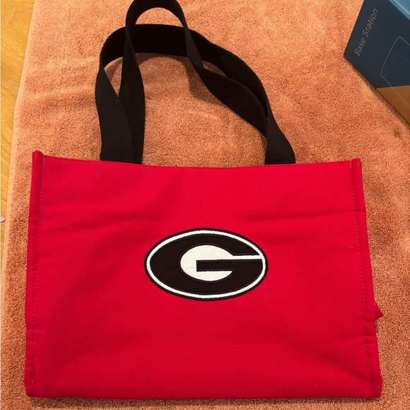GEOGIA BULLDOGS RED TOTE 15”W 9” DEEP LNC - Picture 9 of 9